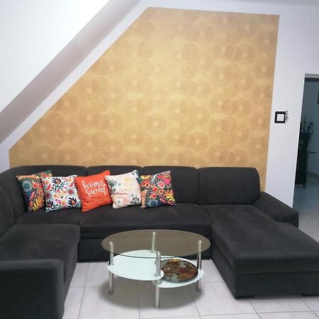 Kata vendégház Bük Habitación foto